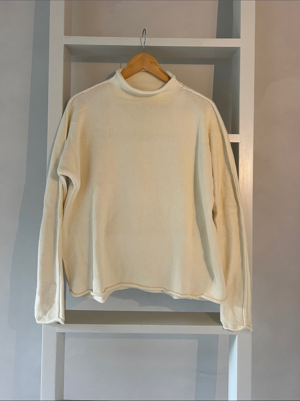 Frank and Eileen MONTEREY
Rolled Funnel Neck Sweater
